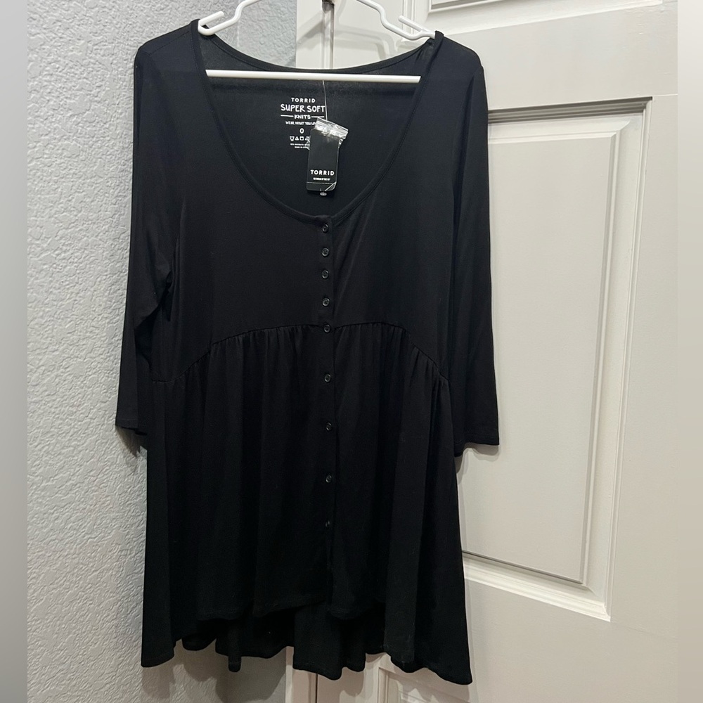 Torrid NWT super soft top